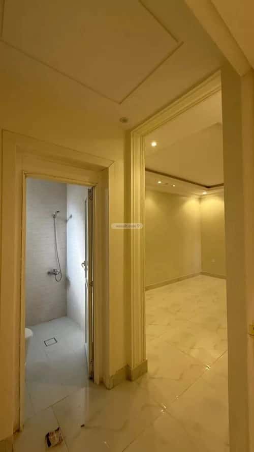 Floor 295 SQM with 5 Bedrooms Ar-Rimal, East Riyadh, Riyadh