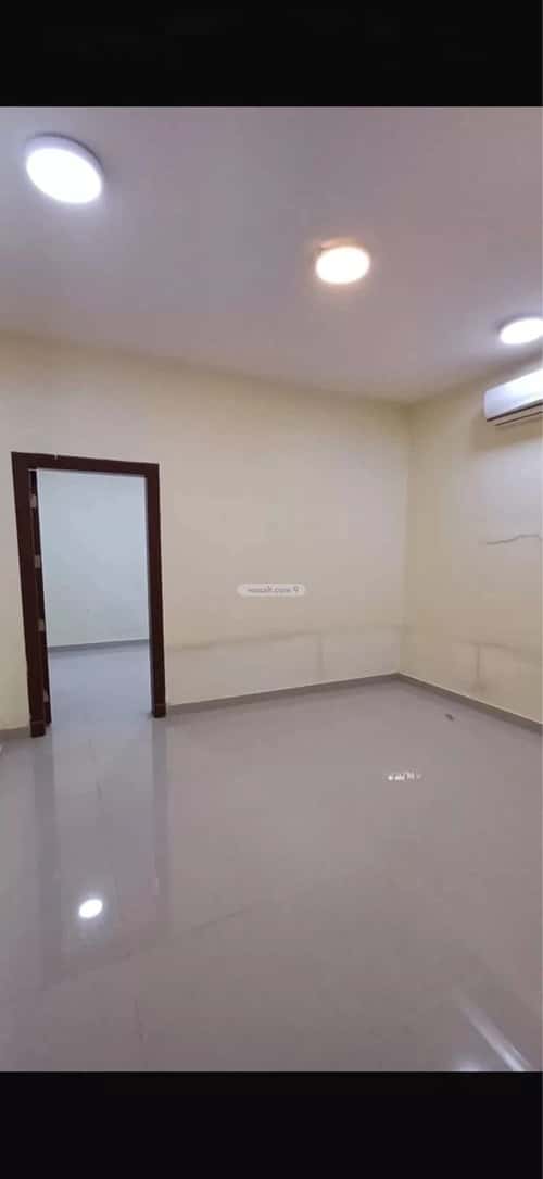 Building 399 SQM Facing South Al-Muanisiyah, East Riyadh, Riyadh