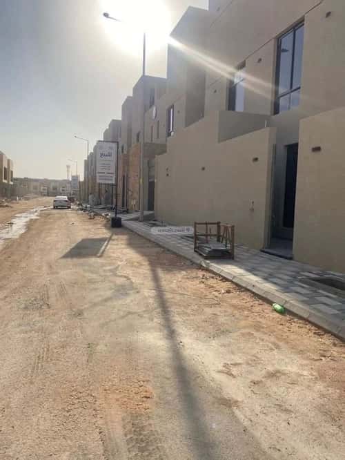 فيلا 209 متر مربع شرقية على شارع 20م الرمال، شرق الرياض، الرياض