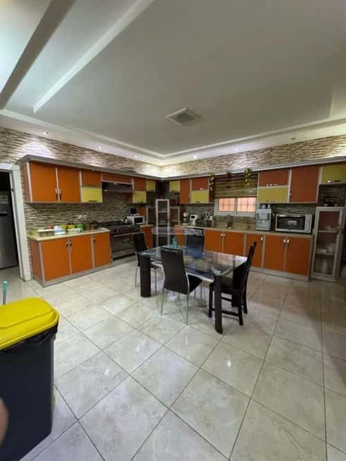 فيلا 7 غرف في المونسية