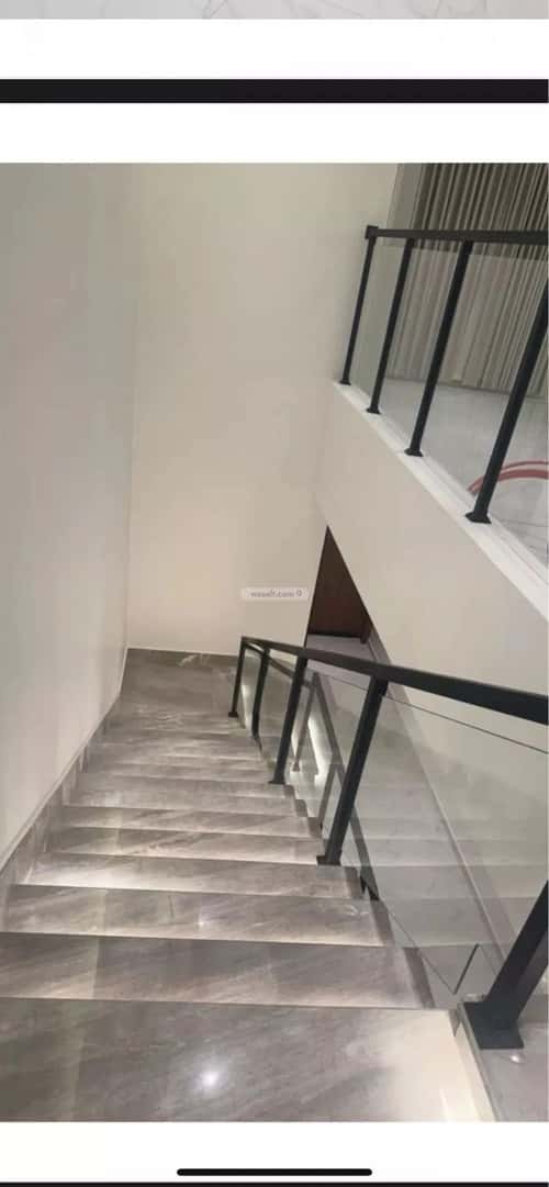 فيلا 405 متر مربع شمالية غربية على شارع 15م النرجس، شمال الرياض، الرياض