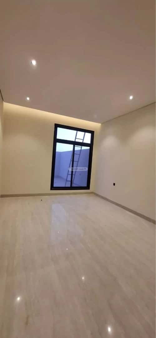 Floor 269 SQM with 5 Bedrooms Al-Janadriyah, East Riyadh, Riyadh