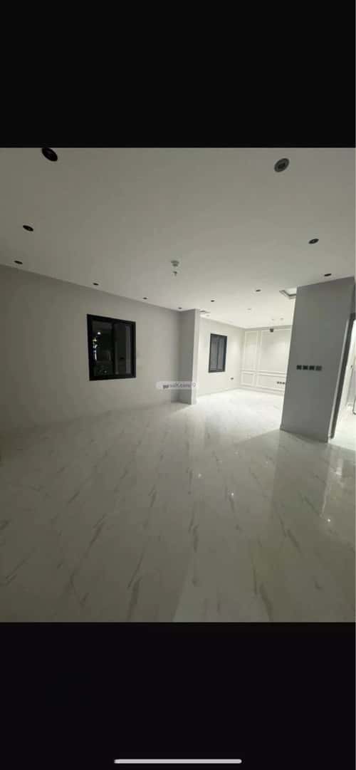 عمارة 896 متر مربع واجهة شمالية الرمال، شرق الرياض، الرياض