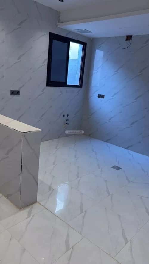 Building 896 SQM Facing North Ar-Rimal, East Riyadh, Riyadh