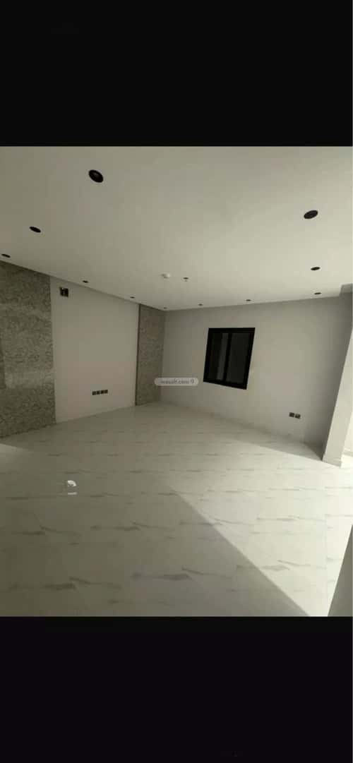 عمارة 896 متر مربع واجهة شمالية الرمال، شرق الرياض، الرياض