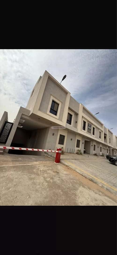 عمارة 896 متر مربع واجهة شمالية الرمال، شرق الرياض، الرياض