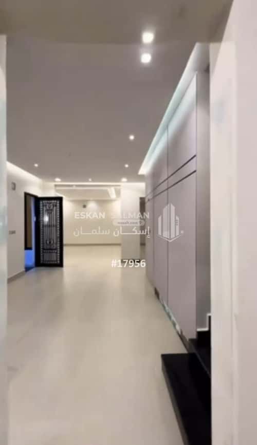 فيلا 401 متر مربع غربية على شارع 15م الصواري، الخبر