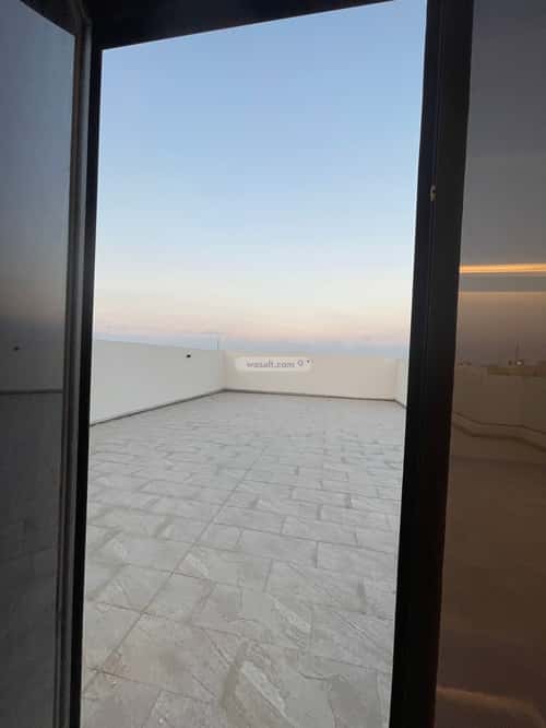 فيلا 360 متر مربع شرقية على شارع 25م المنتزة، الدمام