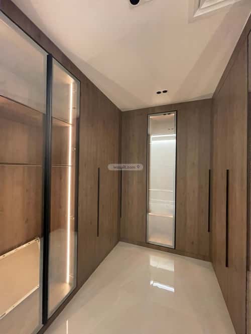 فيلا 360 متر مربع شرقية على شارع 25م المنتزة، الدمام