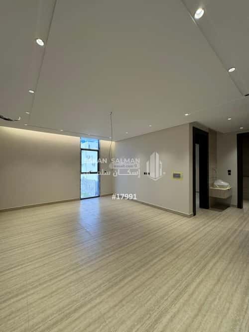 فيلا 339 متر مربع شمالية غربية على شارع 15م السداد، الطائف