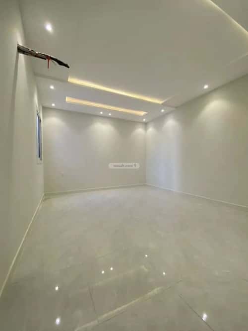 Villa 300 SQM Facing West on 15m Width Street Al Qryenah, South Jeddah, Jeddah