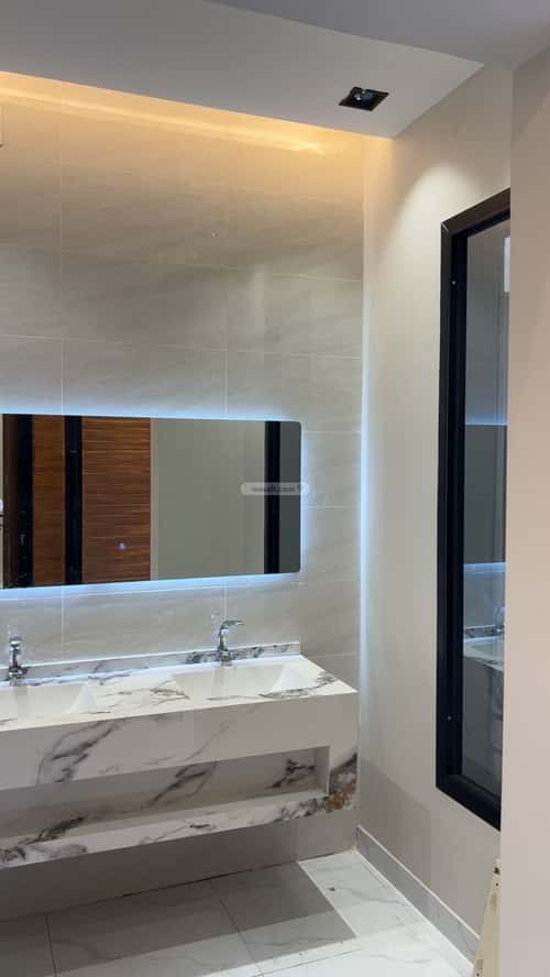 فيلا 349 متر مربع شمالية على شارع 15م السلام، صامطة