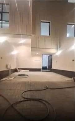 Floor 220 SQM with 5 Bedrooms Al-Muanisiyah, East Riyadh, Riyadh