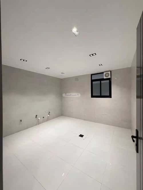 Apartment with 6 Bedrooms Al Maaridh, Khamis Mushait