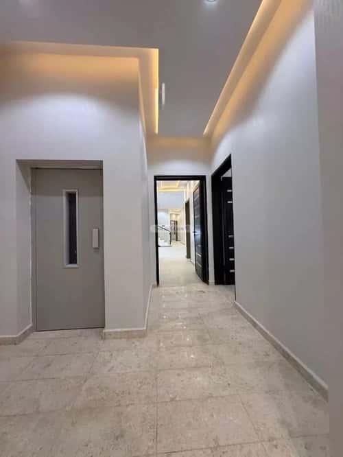 Apartment with 8 Bedrooms Al-Tasamuh, Khamis Mushait