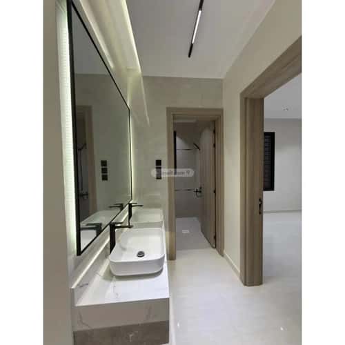 شقة ب 8 غرف المعلاة، أحد رفيدة