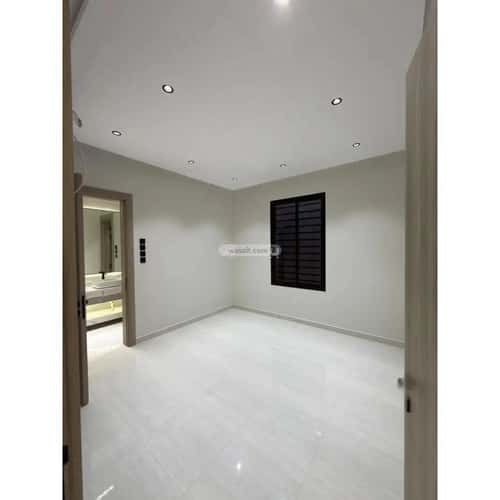 شقة ب 8 غرف المعلاة، أحد رفيدة