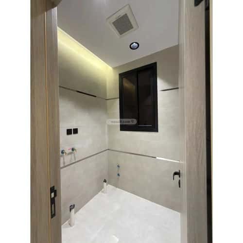 شقة ب 8 غرف المعلاة، أحد رفيدة