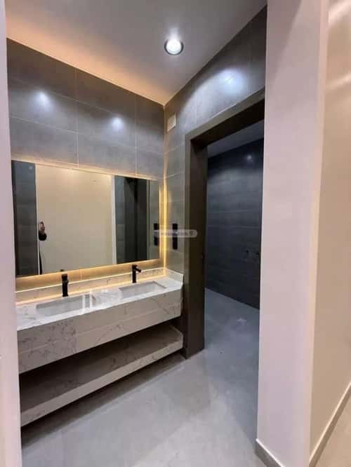 Apartment with 6 Bedrooms Al-Tasamuh, Khamis Mushait