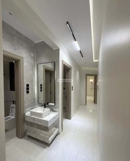 شقة ب 8 غرف المعلاة، أحد رفيدة