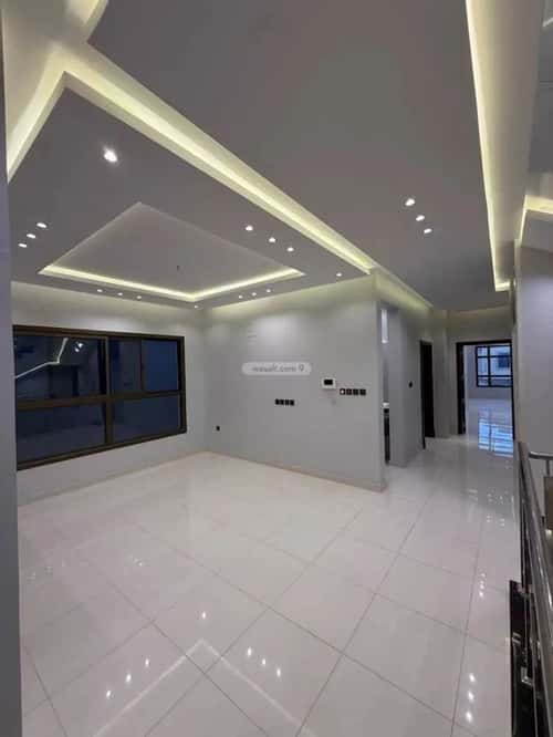 فيلا 250 متر مربع جنوبية على شارع 20م اليرموك، خميس مشيط