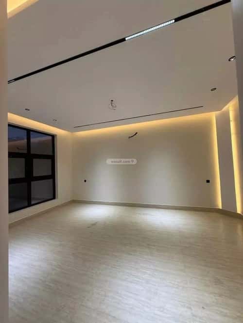 فيلا 300 متر مربع غربية على شارع 15م الزهور، أبها