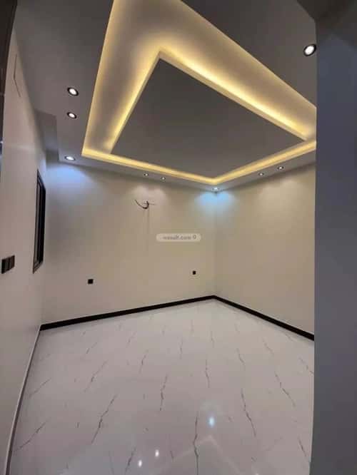 شقة ب 6 غرف المعلاة، أحد رفيدة