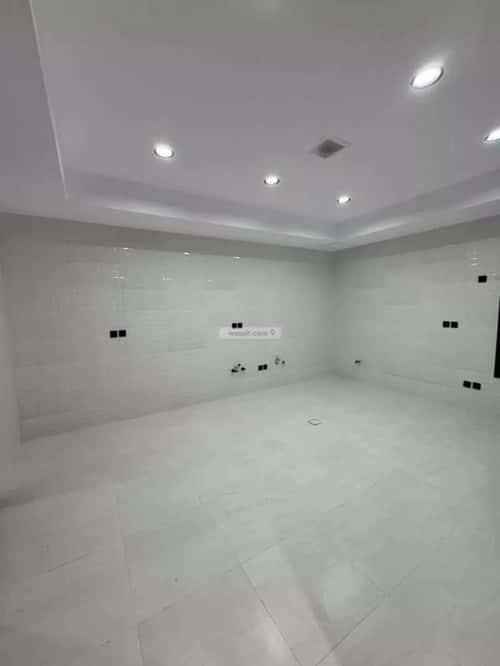 Villa 275 SQM Facing South on 15m Width Street Al-Yarmouk, Khamis Mushait