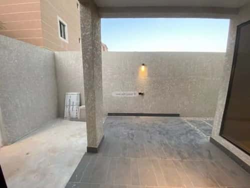 فيلا 457 متر مربع جنوبية على شارع 20م التحلية، الخبر