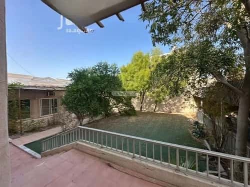 فيلا 1100 متر مربع شمالية شرقية على شارع 15م الحزام الذهبي، الخبر