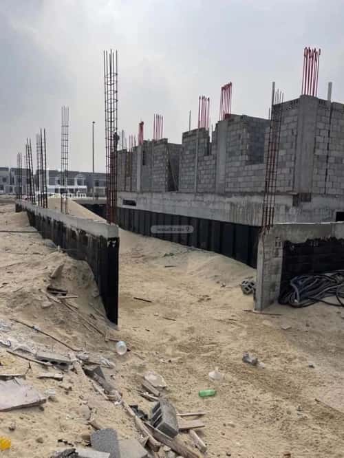 أرض 844 متر مربع جنوبية شرقية على شارع 16م الأمواج، الخبر