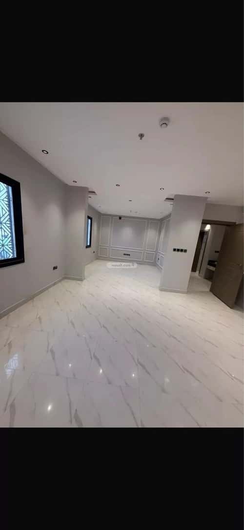 Building 1500 SQM Facing East Ar-Rimal, East Riyadh, Riyadh