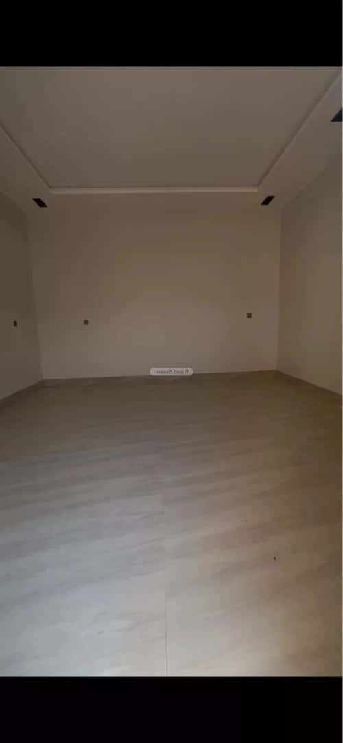 فيلا 375 متر مربع جنوبية على شارع 18م الرمال، شرق الرياض، الرياض