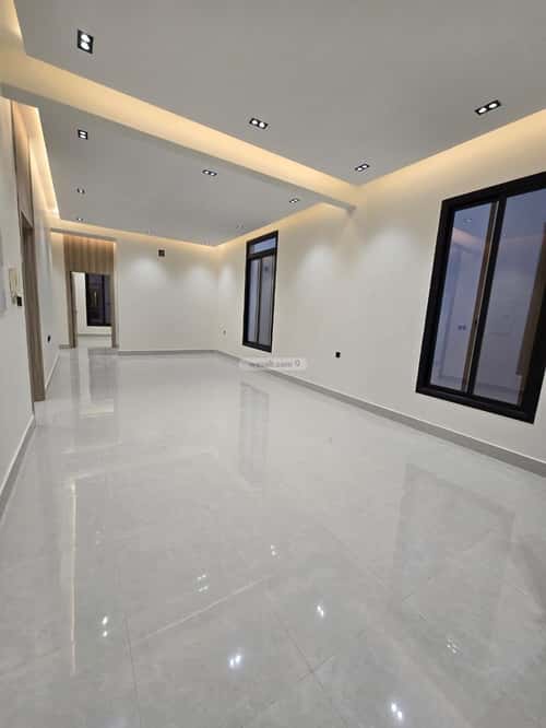 Floor 133 SQM with 4 Bedrooms Al-Maizaliyah, East Riyadh, Riyadh