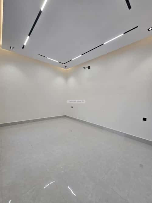 Floor 135 SQM with 4 Bedrooms Al-Maizaliyah, East Riyadh, Riyadh