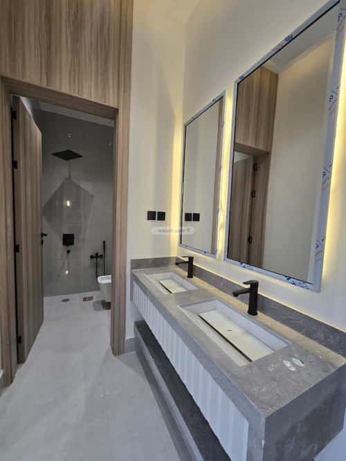 Floor 135 SQM with 4 Bedrooms Al-Maizaliyah, East Riyadh, Riyadh