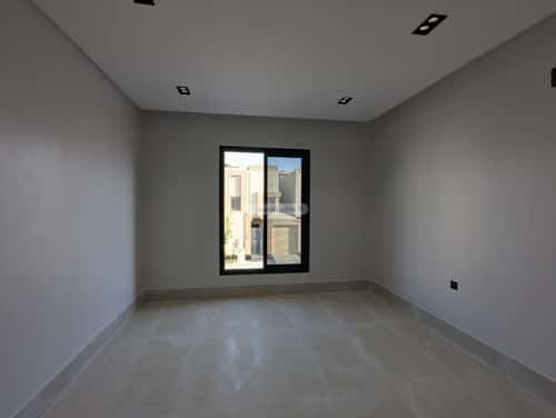 فيلا 264 متر مربع شرقية على شارع 20م عكاظ، جنوب الرياض، الرياض