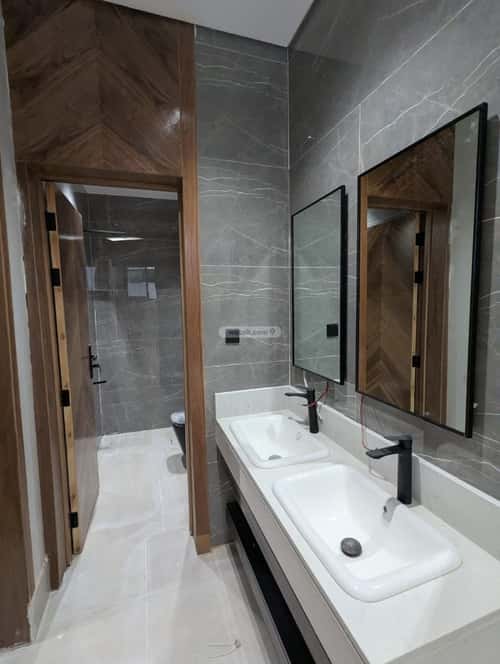 فيلا 264 متر مربع شرقية على شارع 20م عكاظ، جنوب الرياض، الرياض