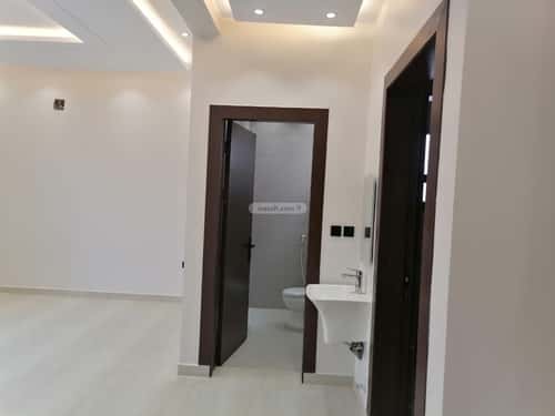 Villa 222 SQM Facing North with 5 Bedrooms Al-Ghanamiyah, South Riyadh, Riyadh