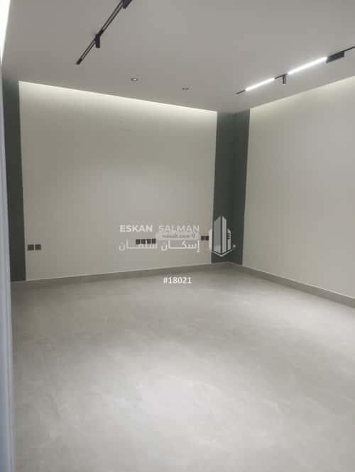 فيلا 262 متر مربع غربية على شارع 15م اليرموك، شرق الرياض، الرياض