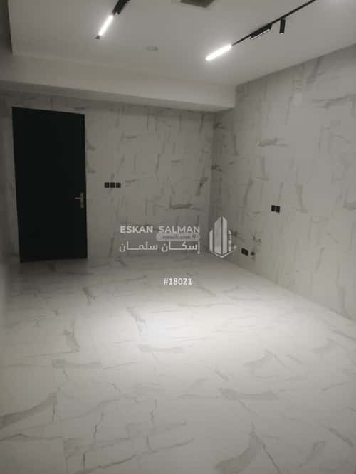 Villa 262 SQM Facing West on 15m Width Street Al-Yarmuk, East Riyadh, Riyadh