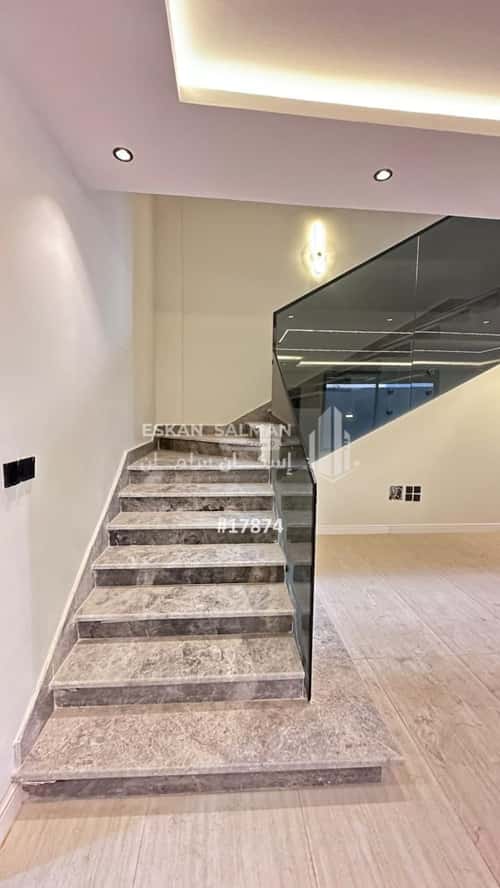 Villa 250 SQM Facing East on 20m Width Street King Fahad Dist, Aldammam