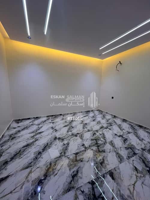 فيلا 250 متر مربع غربية على شارع 12م الفنار، الجموم - بحرة