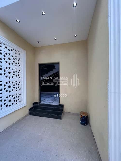 فيلا 250 متر مربع غربية على شارع 12م الفنار، الجموم - بحرة