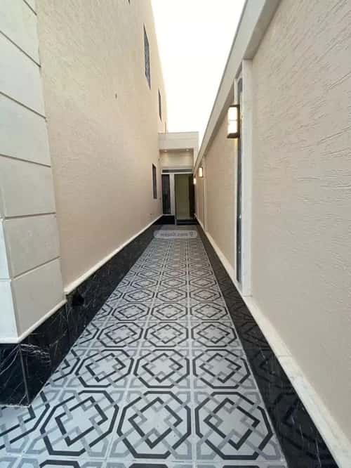 Floor 203 SQM with 4 Bedrooms Al-Bariyah, South Riyadh, Riyadh