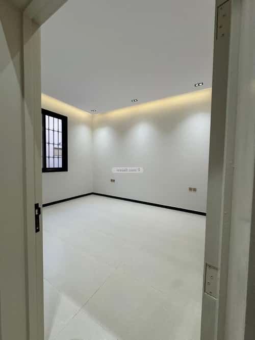 دور 163 متر مربع ب 3 غرف السعادة، شرق الرياض، الرياض