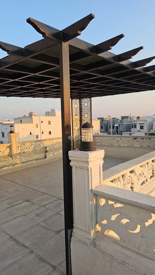 فيلا 325 متر مربع جنوبية على شارع 20م الصواري، الخبر