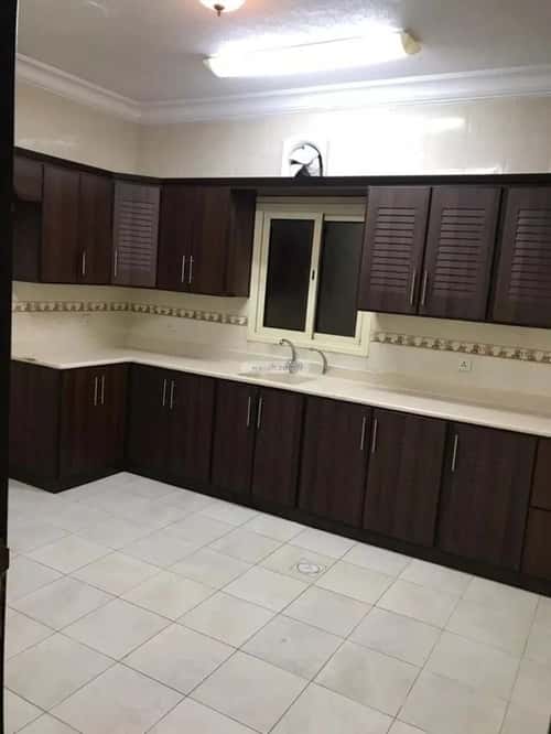 Apartment with 4 Bedrooms Al Khozama, Khobar