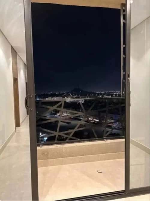 Apartment with 4 Bedrooms Al Shooalah, Aldammam