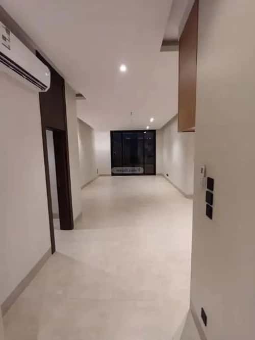 Apartment with 4 Bedrooms Al Seef, Aldammam